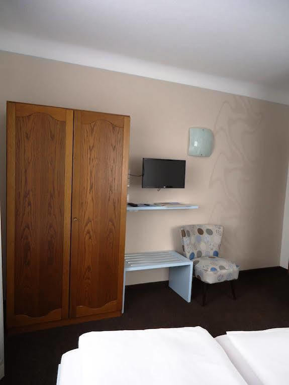 Hotel Koenigsaecker FDH Kültér fotó